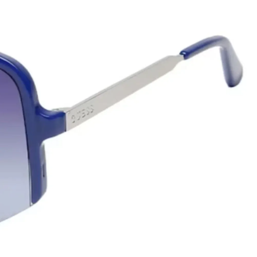 Guess brand new